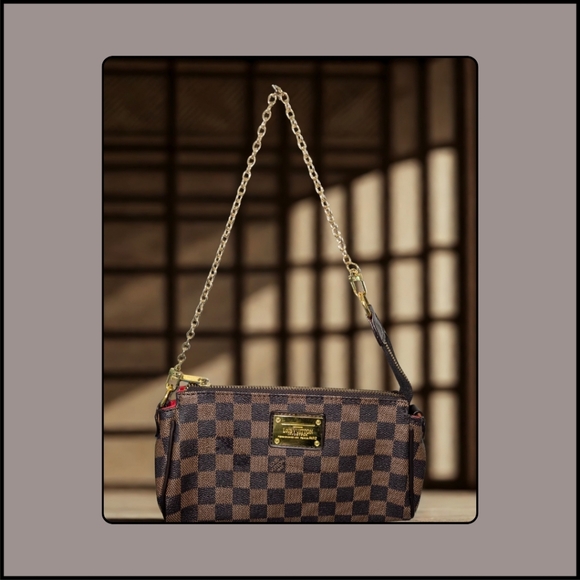 Louis Vuitton Damier Eva Clutch – Gold Chain, Made in France - Picture 1 of 3